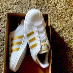 Adidas size 7 youth